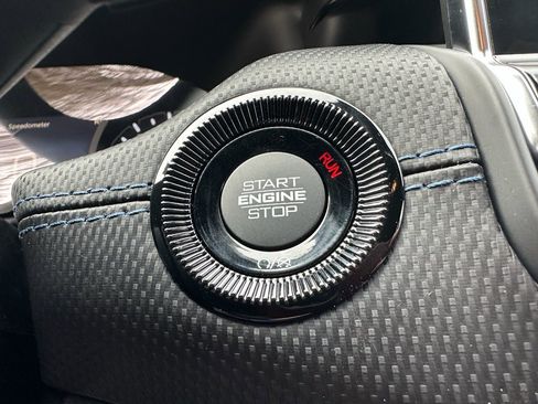 New 2026 Jeep Compass Latitude w/ Sun and Sound Group image 18