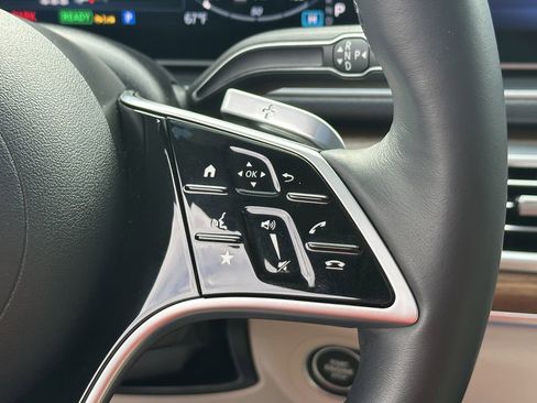 Used 2025 Mercedes-Benz GLE 450e 4MATIC image 29