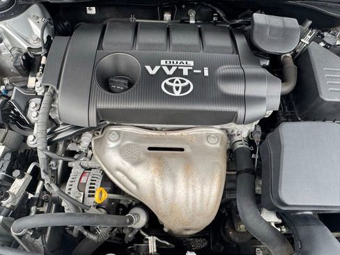 Used 2010 Toyota Camry XLE image 32