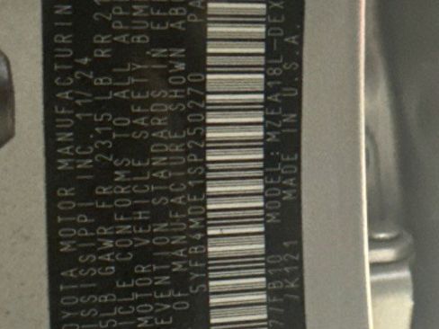 Certified 2025 Toyota Corolla LE FWD image 39