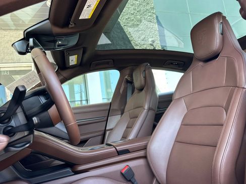 Certified 2023 Porsche Taycan image 5