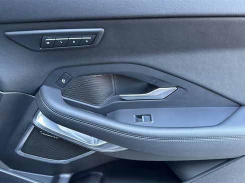 Used 2020 Jaguar E-PACE SE image 20
