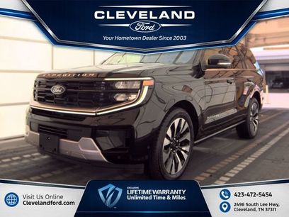Used 2025 Ford Expedition Platinum w/ Driver's Package