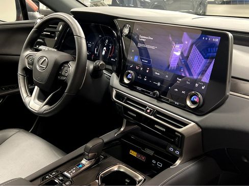 Certified 2025 Lexus RX 350 Premium image 28