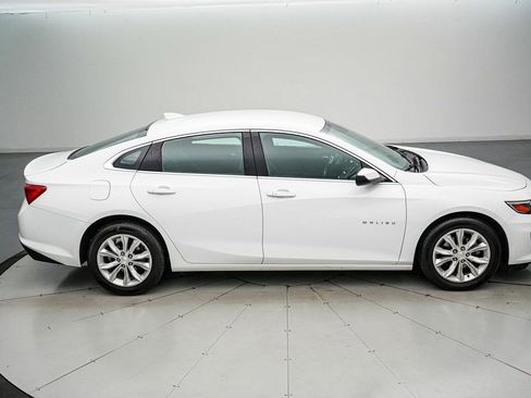 Used 2023 Chevrolet Malibu LT image 3