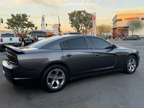 Used 2013 Dodge Charger R/T image 6
