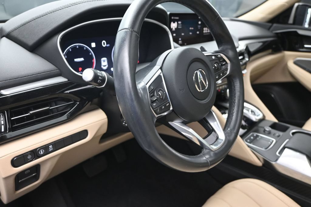 Used 2023 Acura MDX FWD image 12