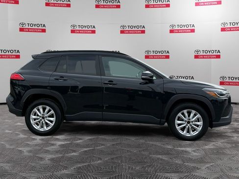 Certified 2024 Toyota Corolla Cross LE image 2