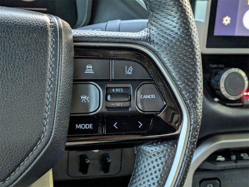 Used 2022 Toyota Tundra Limited image 28