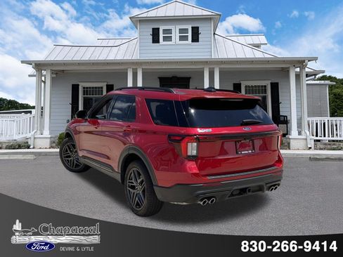 Used 2025 Ford Explorer ST AWD/4WD image 4