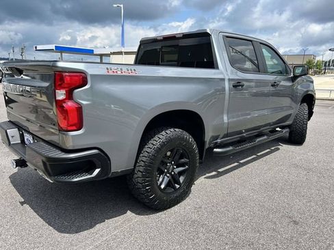 Used 2021 Chevrolet Silverado 1500 LT Trail Boss w/ Convenience Package II AWD/4WD image 3