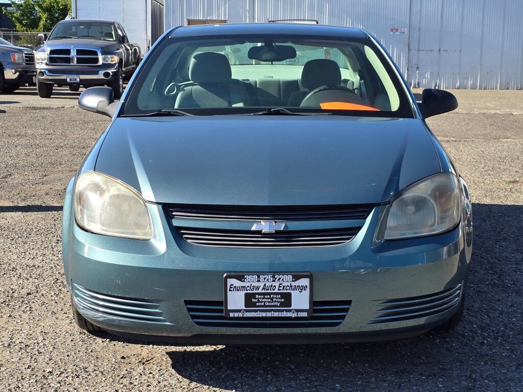 Used 2009 Chevrolet Cobalt LS FWD image 2