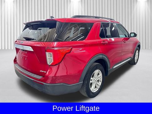 Certified 2022 Ford Explorer XLT image 7