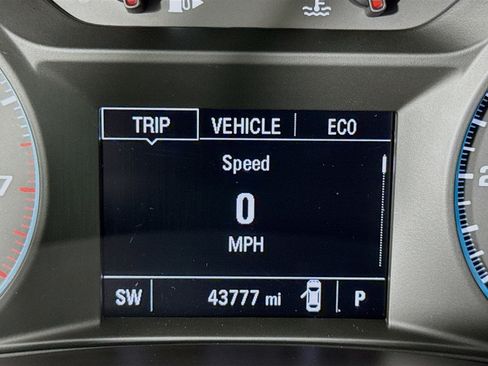 Used 2018 Chevrolet Malibu LS image 15