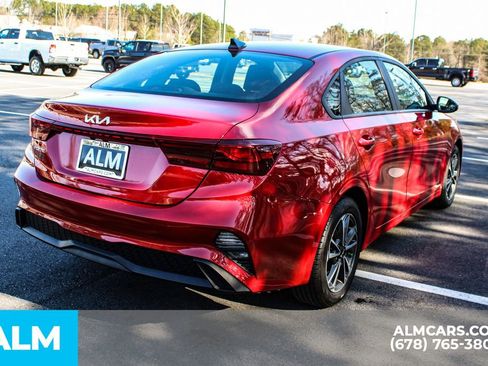 Used 2024 Kia Forte LXS image 5