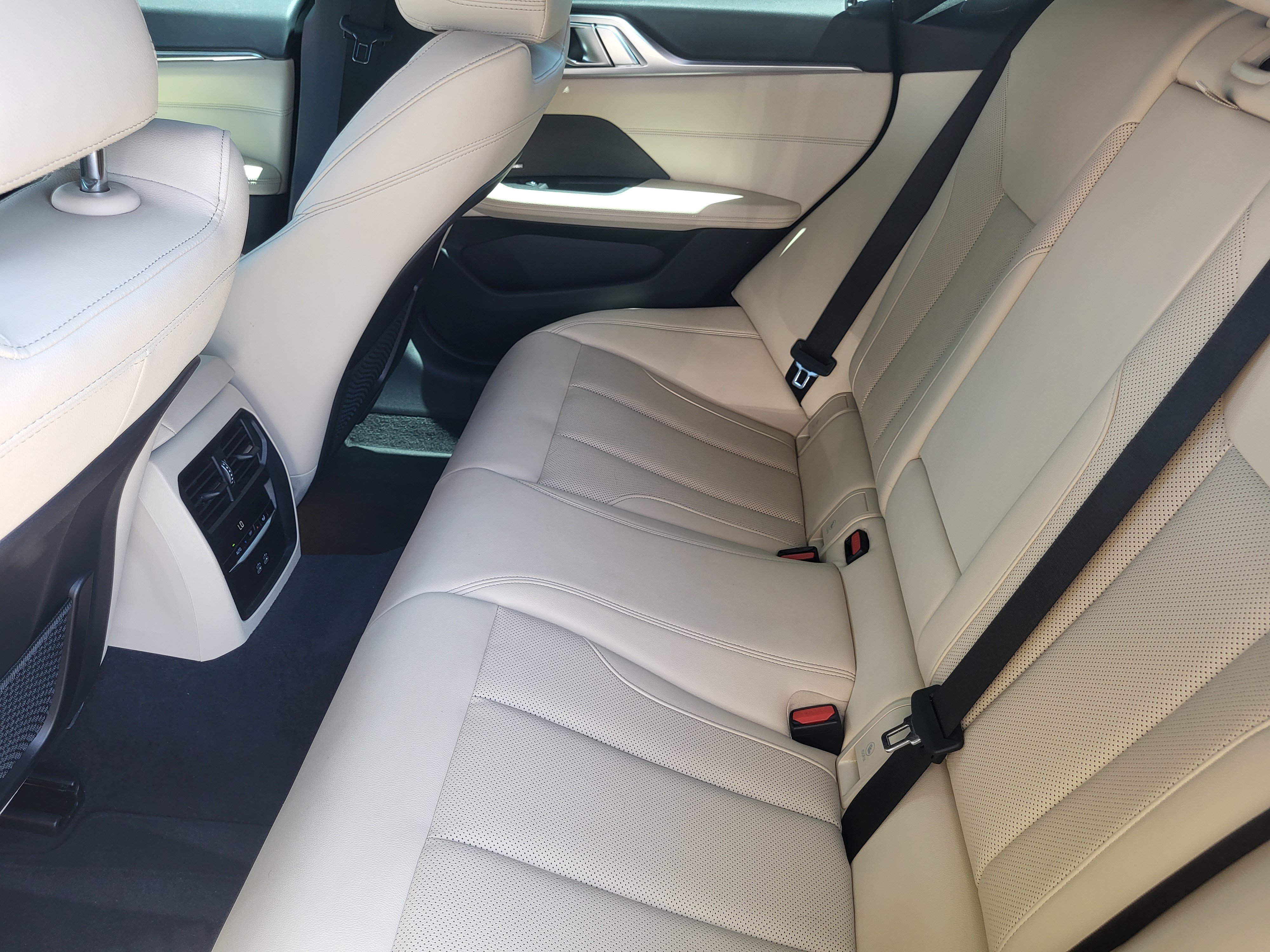 Used 2024 BMW 430i Gran Coupe w/ Premium Package RWD image 24