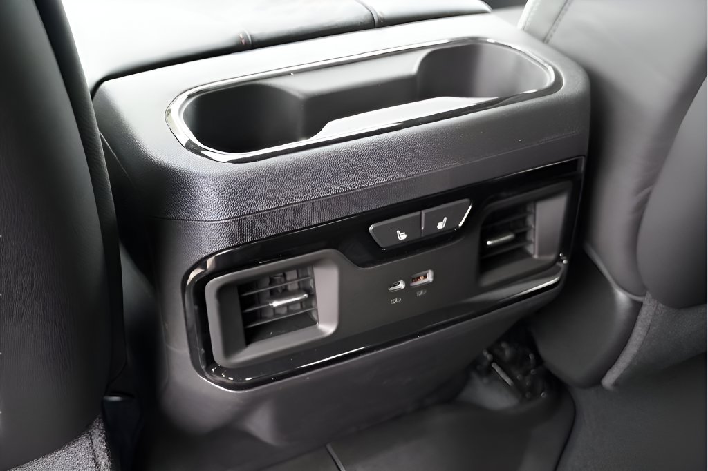 New 2026 GMC Sierra 1500 AT4X AWD/4WD image 36