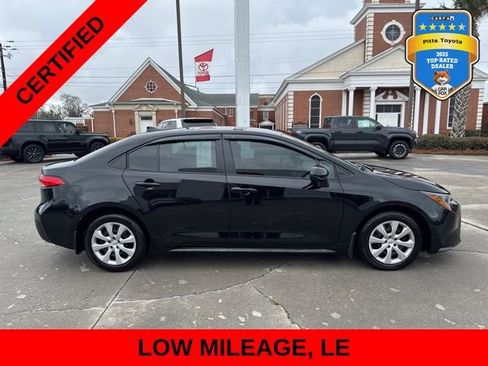 Certified 2025 Toyota Corolla LE FWD image 4