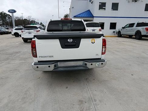 Used 2019 Nissan Frontier SL image 13