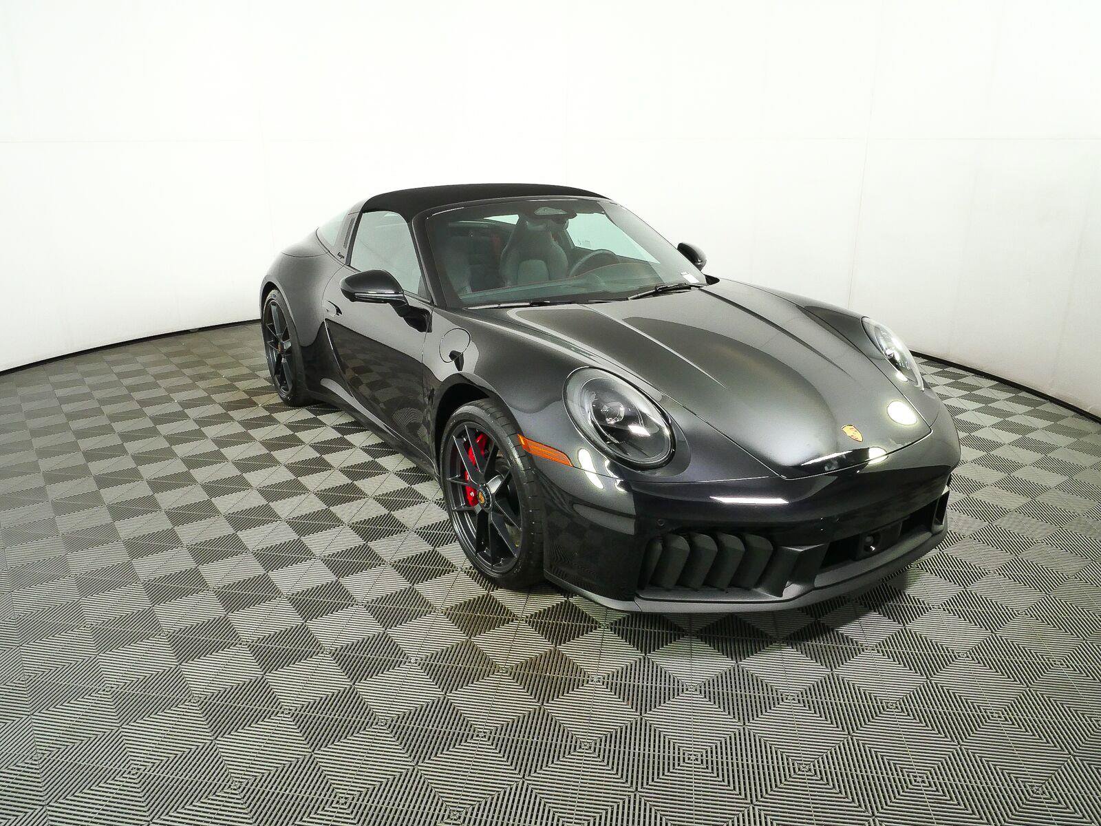 Certified 2026 Porsche 911 Targa 4 GTS AWD/4WD image 23