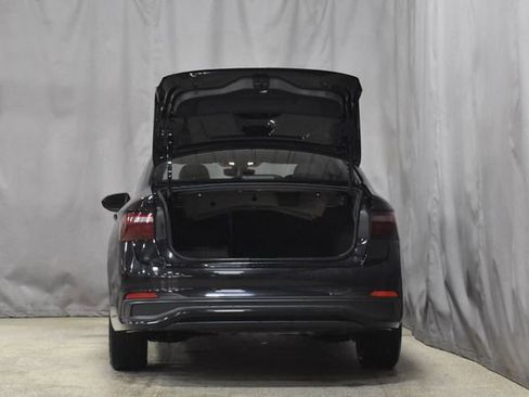 Used 2024 Volkswagen Jetta SE image 30