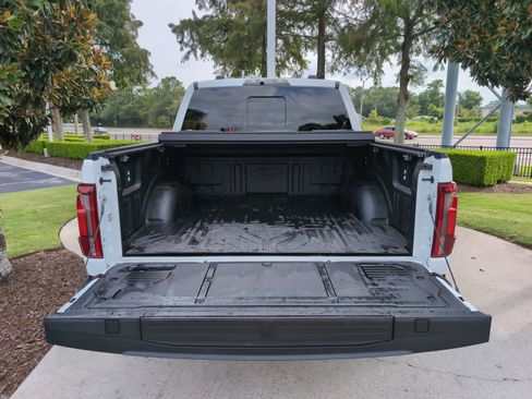 Used 2025 Ford F150 Raptor w/ Equipment Group 803A Raptor R AWD/4WD image 32