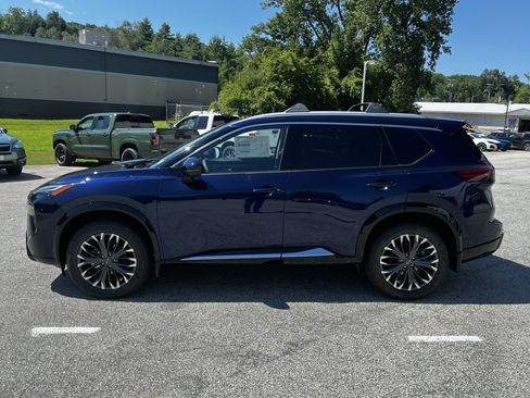 New 2026 Nissan Rogue Platinum AWD/4WD image 4