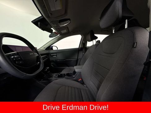 Used 2025 Kia K4 EX FWD image 6