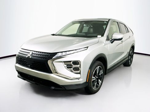 Used 2024 Mitsubishi Eclipse Cross SE AWD/4WD image 3