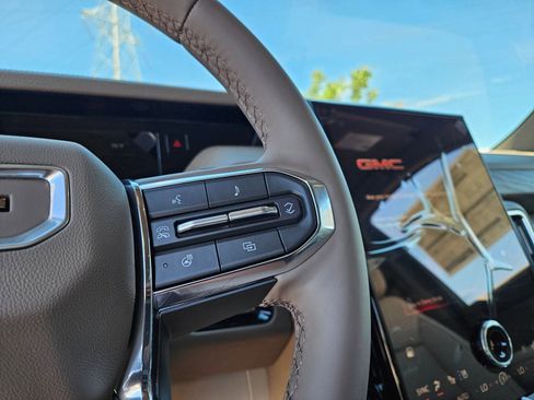 New 2026 GMC Yukon Denali AWD/4WD image 13