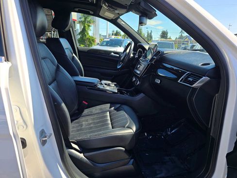 Used 2017 Mercedes-Benz GLE 350 4MATIC image 11
