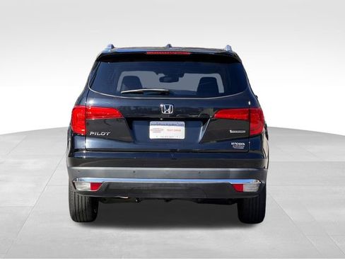Used 2016 Honda Pilot Touring image 4