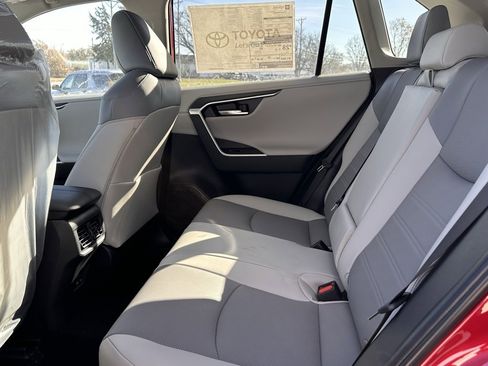 New 2025 Toyota RAV4 Limited image 11