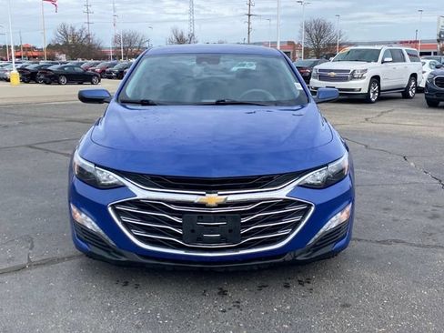 Certified 2023 Chevrolet Malibu LT FWD image 2