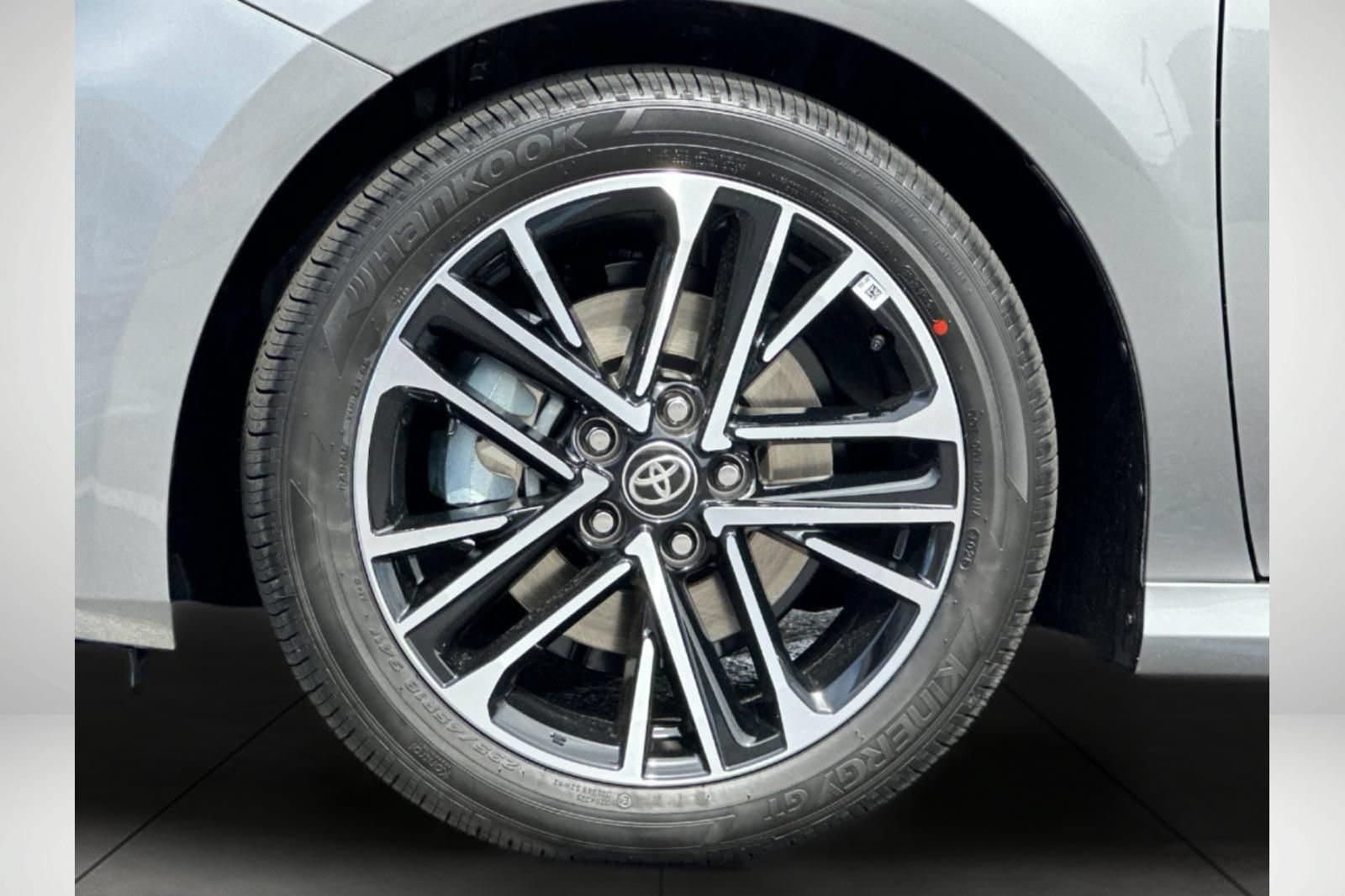 New 2026 Toyota Camry XLE FWD image 30