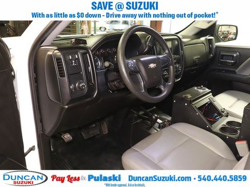 Used 2018 Chevrolet Silverado 1500 W/T w/ Trailering Package image 9