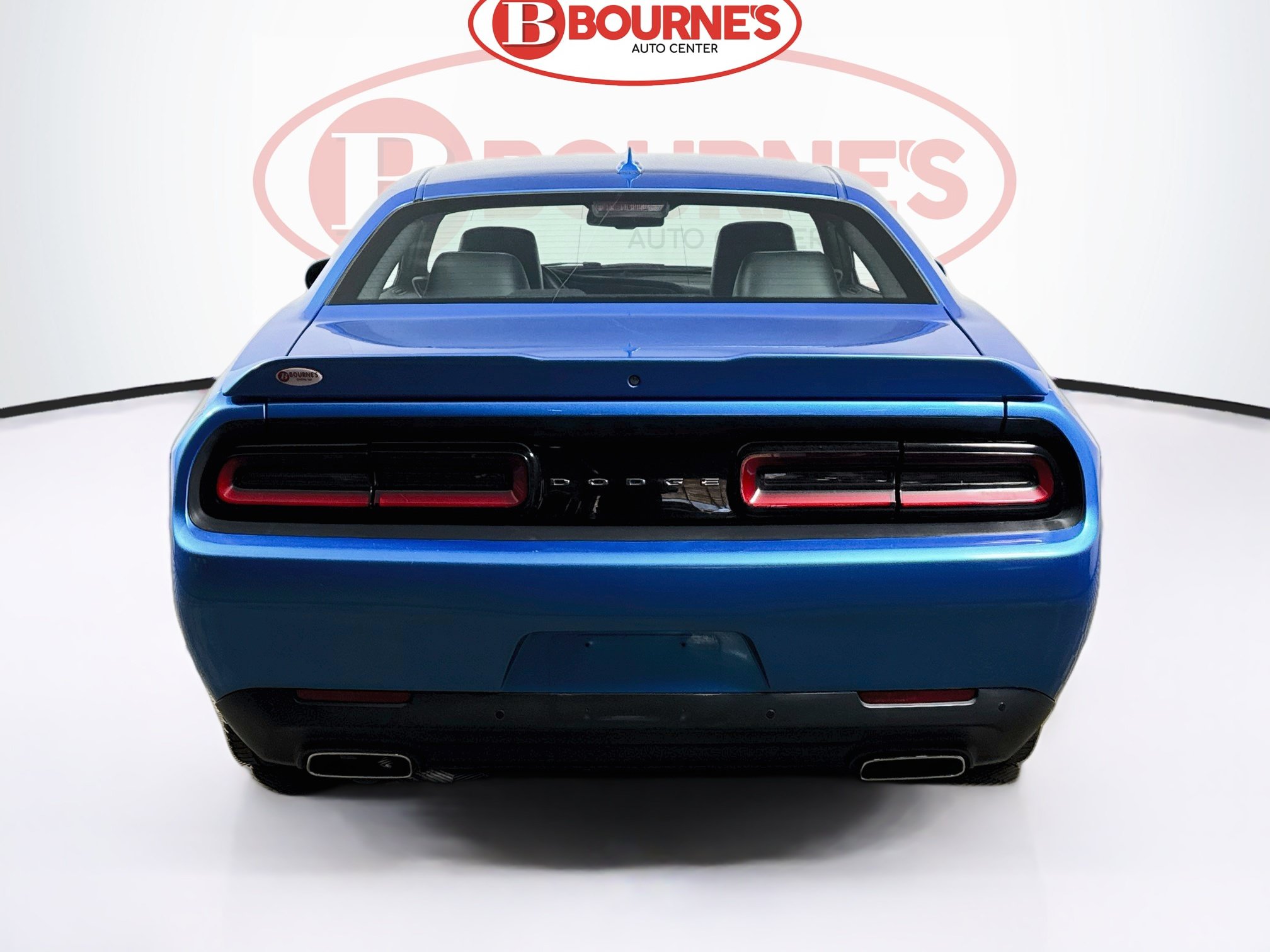 Used 2015 Dodge Challenger SXT Plus RWD image 10