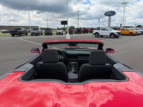 Used 2021 Chevrolet Camaro SS RWD image 14
