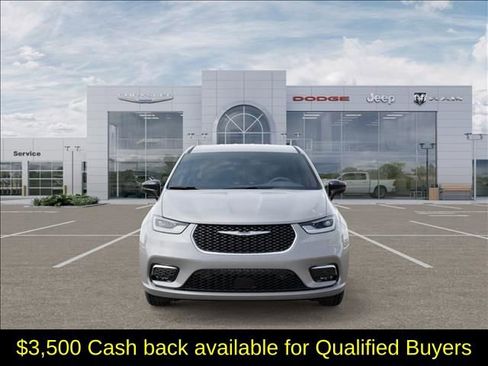 New 2026 Chrysler Pacifica Select image 7