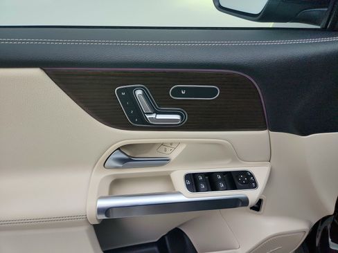 Certified 2024 Mercedes-Benz EQB 250+ image 21