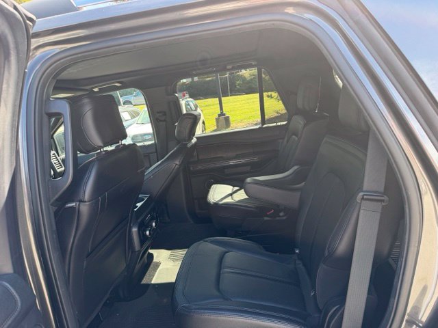 Used 2020 Ford Expedition Limited w/ Special Edition Package AWD/4WD image 14