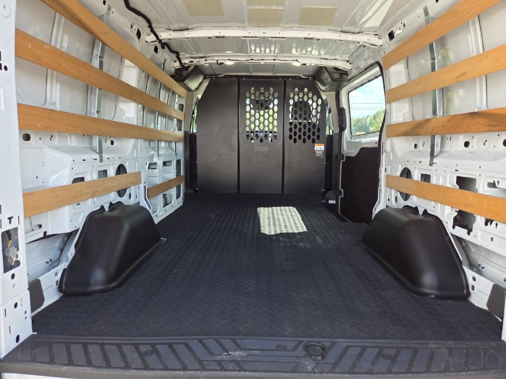 Used 2025 Ford Transit 250 Low Roof w/ Exterior Upgrade Package RWD image 21