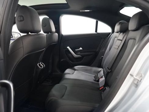 Used 2025 Mercedes-Benz CLA 250 image 33