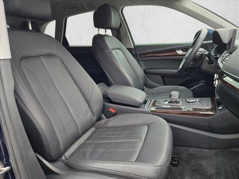 Used 2019 Audi Q5 Premium image 21