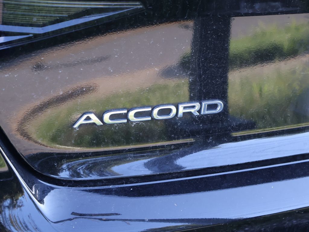Used 2024 Honda Accord EX image 8