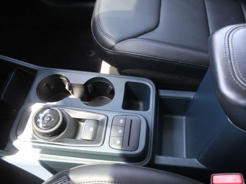 Used 2023 Ford Maverick Lariat w/ Black Appearance Package FWD image 29
