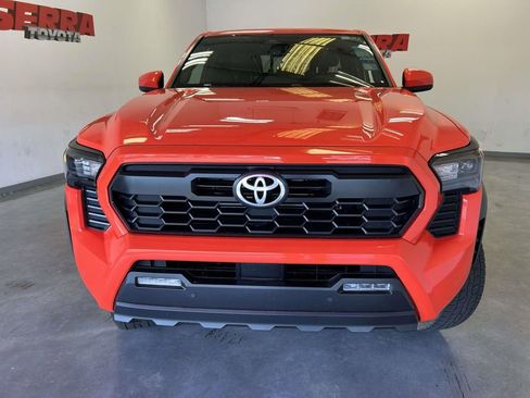Used 2024 Toyota Tacoma TRD Off-Road w/ TRD Off Road Upgrade Package AWD/4WD image 8