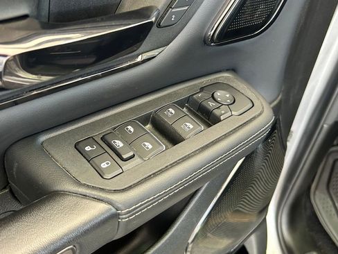 Used 2025 RAM 1500 Limited image 43