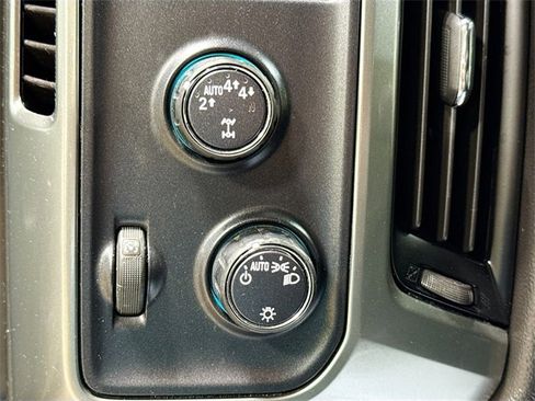 Used 2019 Chevrolet Silverado 1500 LT image 9