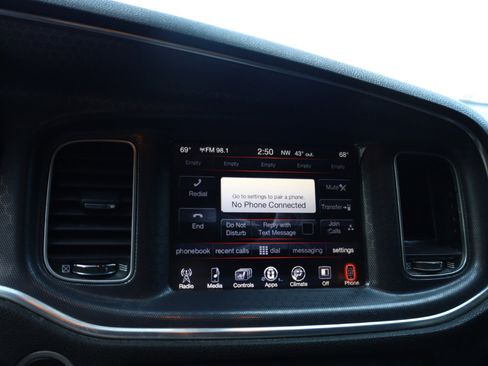 Used 2016 Dodge Charger R/T image 10